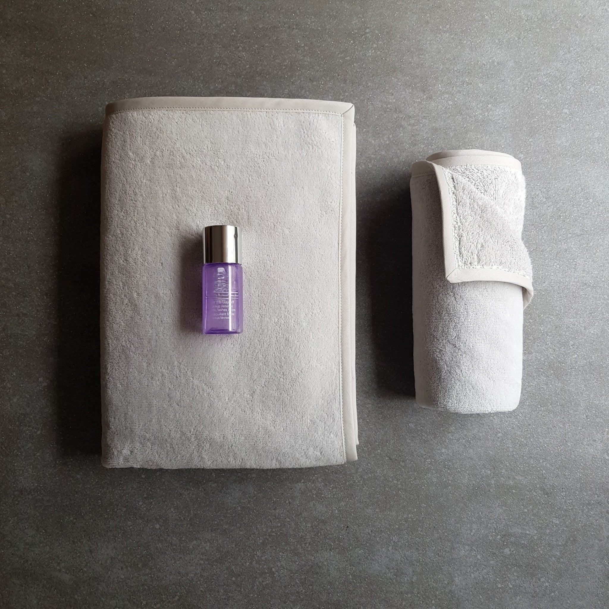 Cotton Velour Bath Towels: Luxury Italian Woven Egyptian Cotton