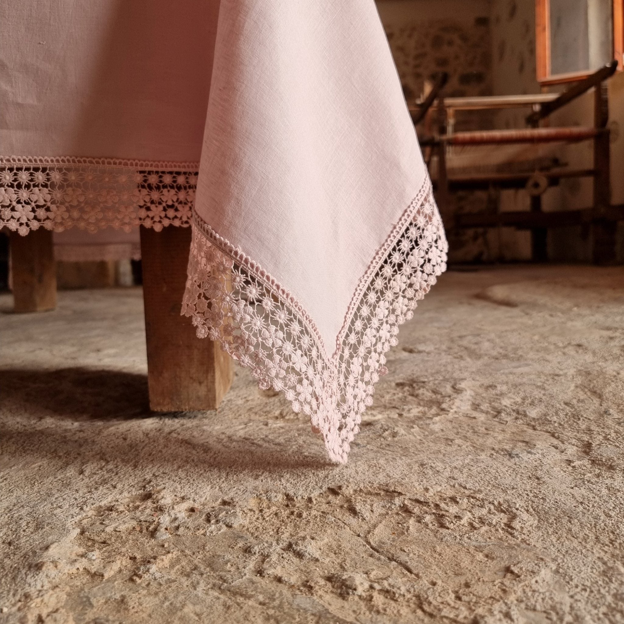 Pink Linen Tablecloth with Lace Edging: Custom Luxury Table Decor