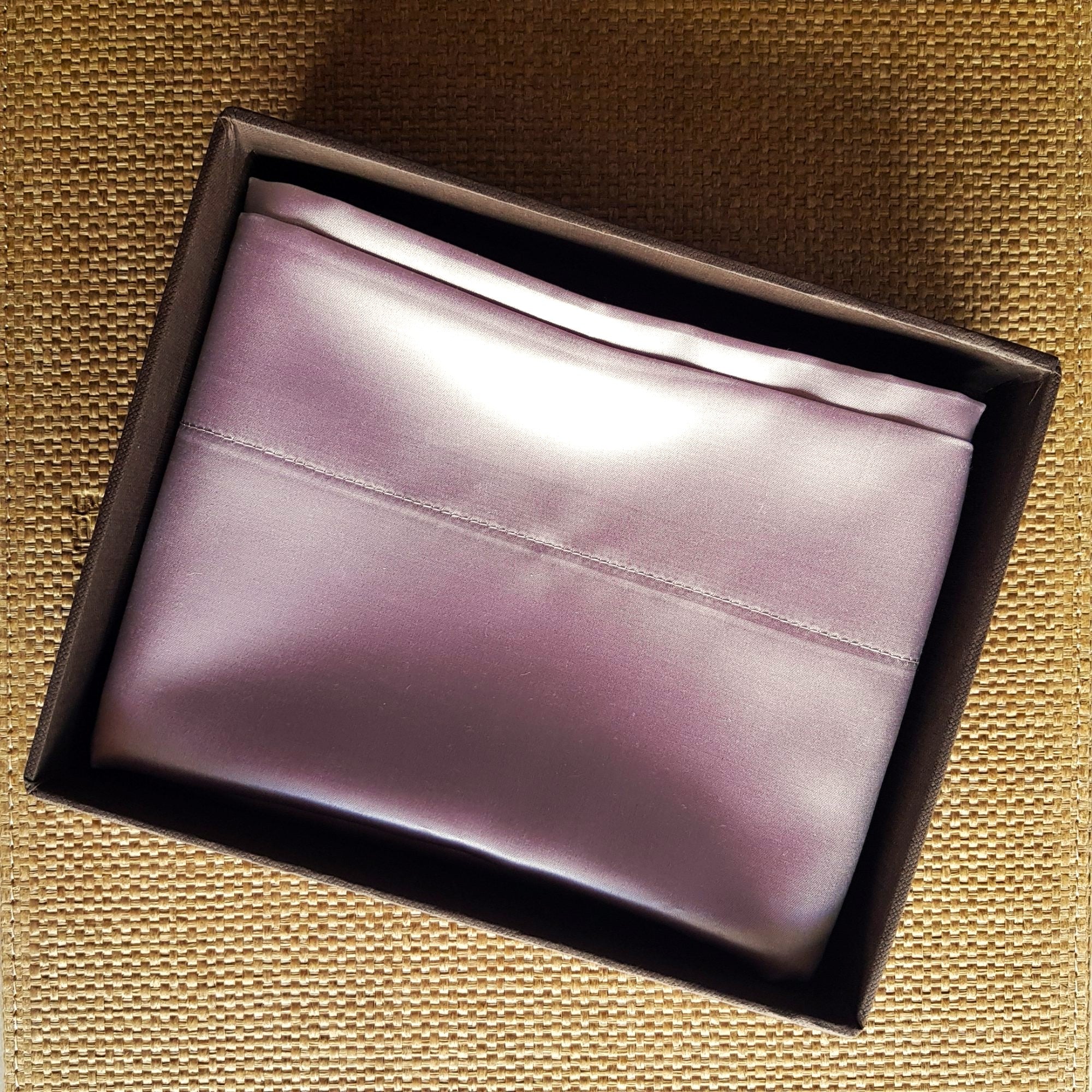 Mulberry Silk Pillowcase, Anti-Aging, Hypoallergenic, Gift-Ready, Washable Silk Bedding